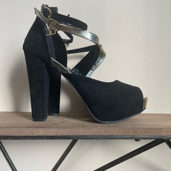 Black velvet high Heel open toe - Picture 3 of 5